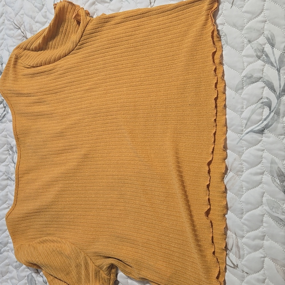 Mustard Yellow Ribbed Crop - Picture 9 of 9